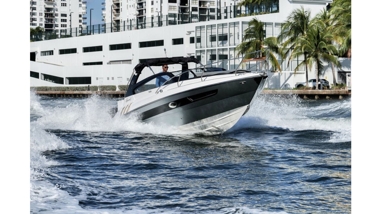 TRITON YACHTS - TRITON 300 SPORT